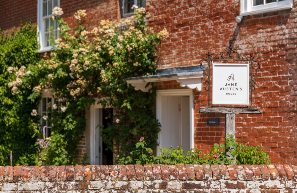 Jane Austen's House.jpg