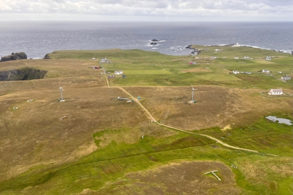 FairIsle wind turbine - 600x400 (1)