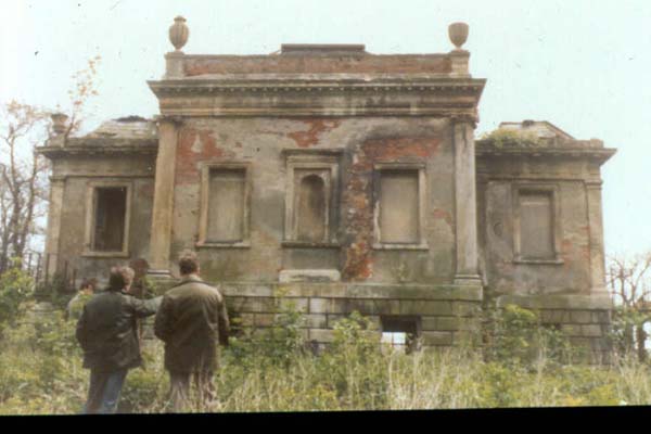 chateau-restoration-exterior-600x400