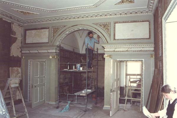 foxhall-restoration-paintingofceiling-600x400