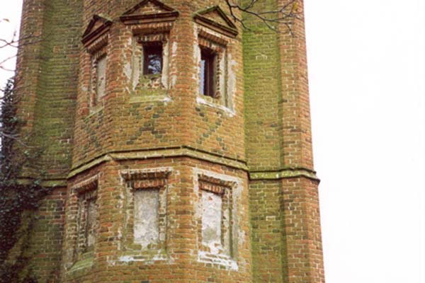 frestontower-restoration-damagedwindows-600x400