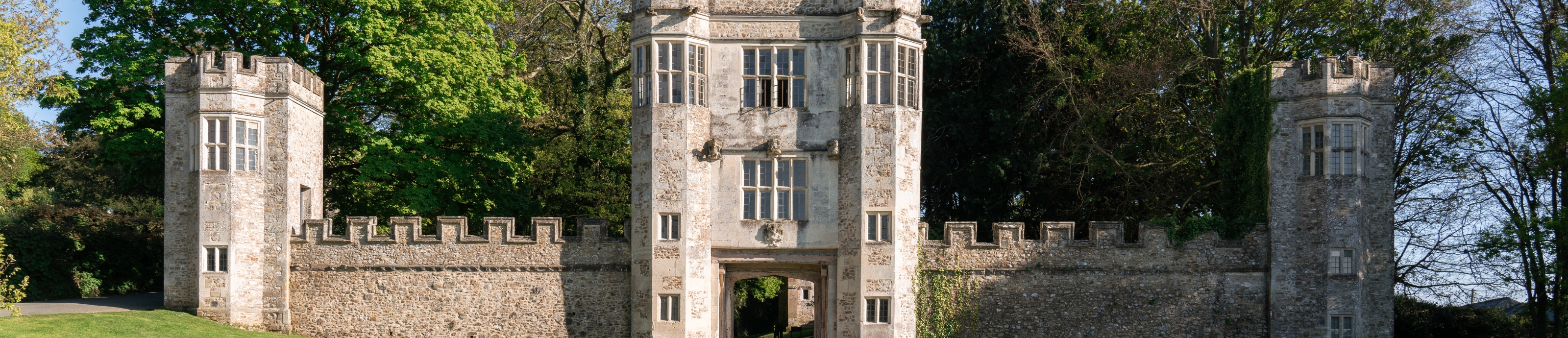 Shute Gatehouse hero image