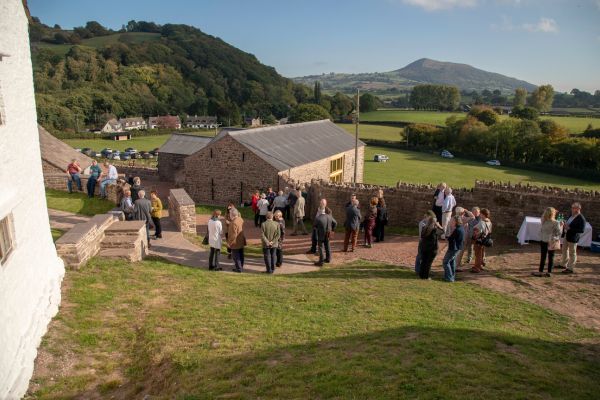 Patrons at Llwyn Celyn 600x400